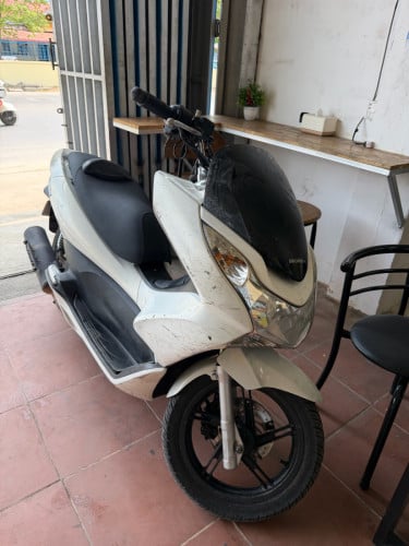 សាង700$