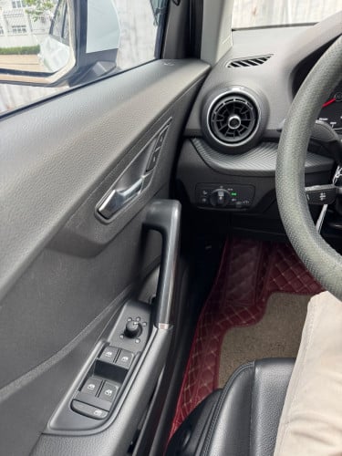 ឡានលក់21500(ចរចារ) Audi q2 2020 តំឡៃប្រហៃToyota Raize ជិះស្រួលជាងសុីប្រេងតិចជាង