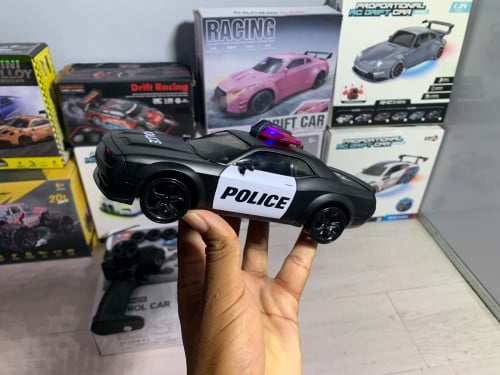 ឡានបញ្ជា​ ប្រណាំង​និងDrift ប្រភេទ​ឡានសាកថ្ម