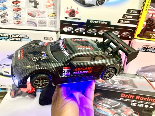 ឡានបញ្ជា​ ប្រណាំង​និងDrift ប្រភេទ​ឡានសាកថ្ម