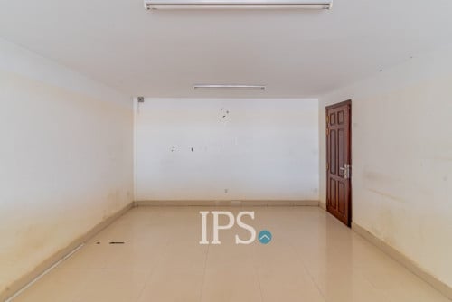 #FORSALE 🏗 ដីជាមួយអគារទំហំ 1,530 ម៉ែត្រការេ -📍ព្រែកថ្មី, ភ្នំពេញ