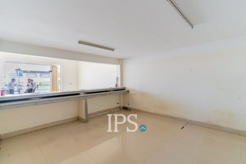 #FORSALE 🏗 ដីជាមួយអគារទំហំ 1,530 ម៉ែត្រការេ -📍ព្រែកថ្មី, ភ្នំពេញ
