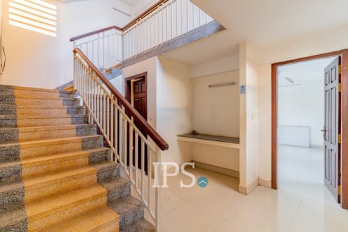 #FORSALE 🏗 ដីជាមួយអគារទំហំ 1,530 ម៉ែត្រការេ -📍ព្រែកថ្មី, ភ្នំពេញ