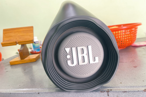 លក់ Jbl Boom Box 2 សំលេងនៅអេម ថ្មនៅកាន់ល្អ
