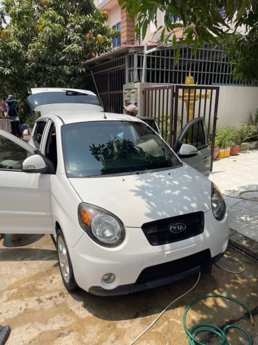 ២ គ្រឿងស្អាតៗ Kia Morning 2009 & 2010 full ស ប្រផេះ អត់បុកប៉ះ ធានាជូន ២ ខែ
