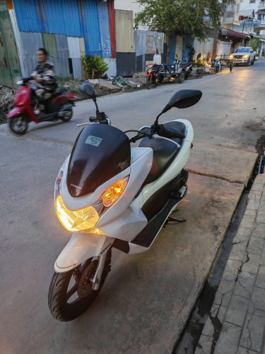 លក់ Pcx ក្រដាស់ពន្ធ សានុំដើម មកពីជប៉ុន ជឹះស្រួល