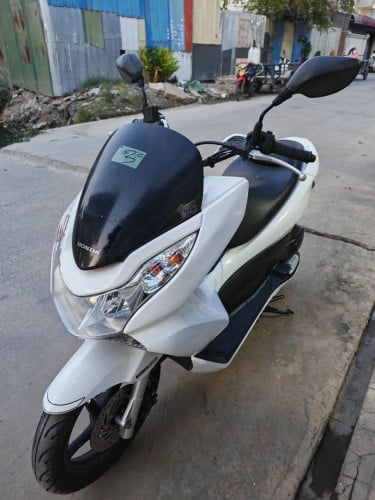 លក់ Pcx ក្រដាស់ពន្ធ សានុំដើម មកពីជប៉ុន ជឹះស្រួល