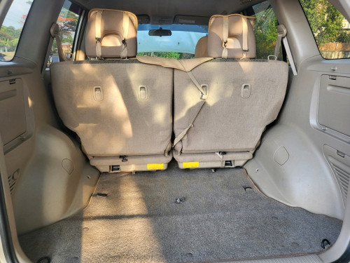 លក់Rav4 ពណ៌ទឹកប្រាក់01 ប៉ុង1