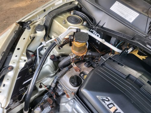 លក់Rav4 ពណ៌ទឹកប្រាក់01 ប៉ុង1