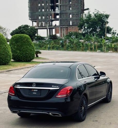 💥 MHP2092_Mercedes Benz C-Class C300 2015