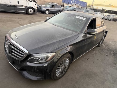 💥 MHP2092_Mercedes Benz C-Class C300 2015