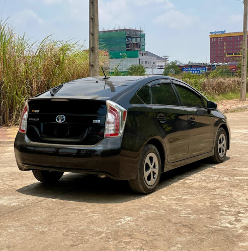 💥MHP2017_PRIUS_2012_OP4_ខ្មៅ