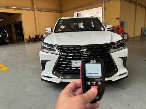 🚗 FOR SALE: 2021 Lexus LX570 – TOP CONDITION!