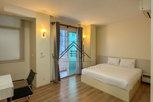 2 Bedroom Serviced Apartment For Rent in BKK1 Phnom Penh