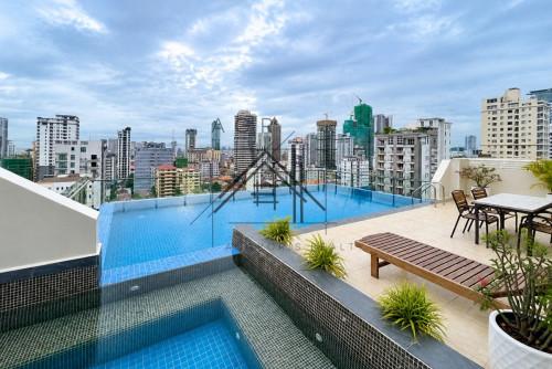 2 Bedroom Serviced Apartment For Rent in BKK1 Phnom Penh