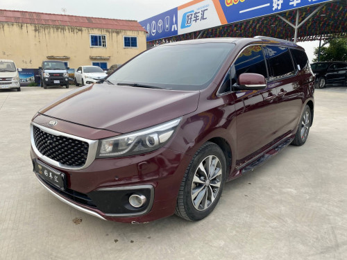 2017 Kia Carnival Diesel - 11 seats - full options
