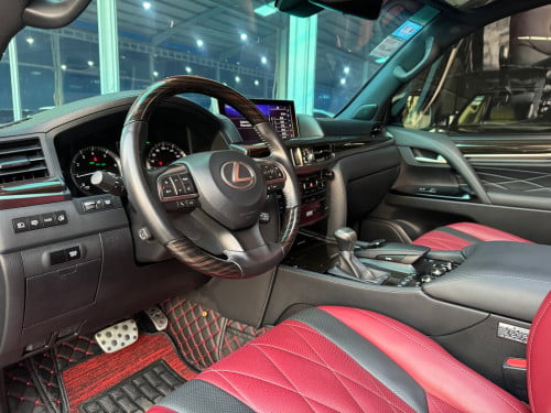2020 LX570 Black Edition S 黒 KURO