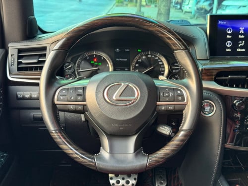2020 LX570 Black Edition S 黒 KURO