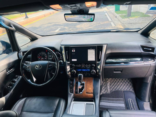 Alphard 2021 V4 ប៉ុង2 សាំងសុទ្ធ អត់បើកដំបូល ចចារ