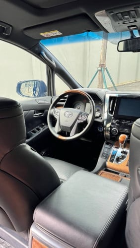 Alphard2015/ម្ចាស់ផ្ទាល់