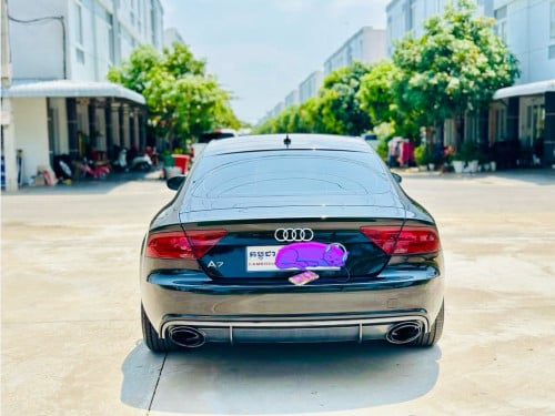 Audi A7 2014 ម្ចាស់ទិញក្រដាសពន្ធក្នុងឆ្នាំ2024(៤មុឺនជាង)ឡានមិនដែរមានប្រវត្តិជួលទេ តម្លៃ17500$ចរចារ