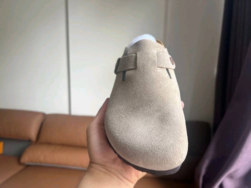 Birkenstock（德国勃肯）