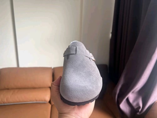 Birkenstock（德国勃肯）