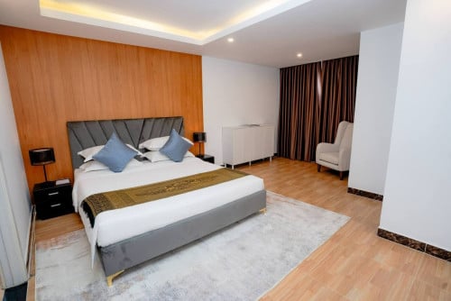 Brand New Condo for rent at Teuk Tla