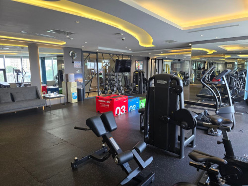 Condo two bedroom for Sale at the Penthouse residence