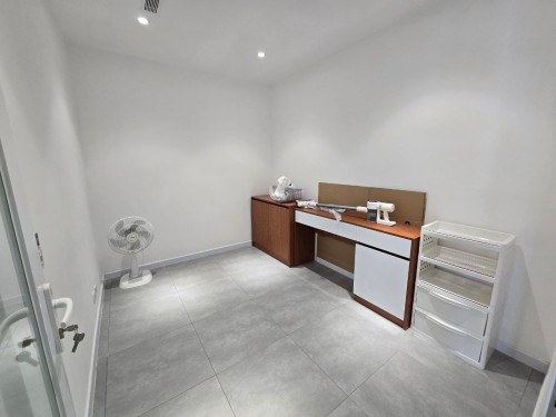 Condo two bedroom for Sale at the Penthouse residence
