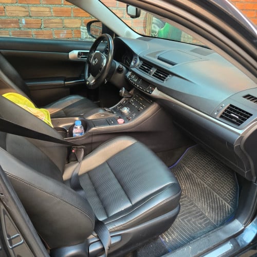 CT200h