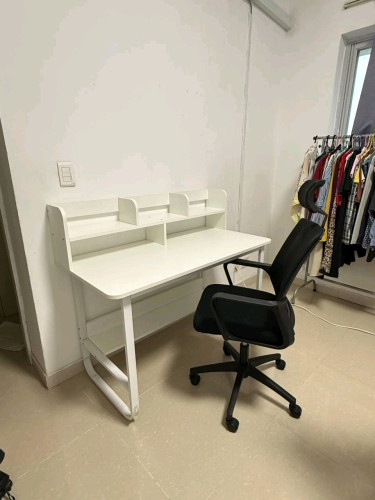 Desk set $74