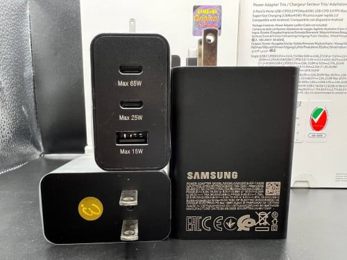 EP18-ឈុត Sam 65W Super Fast Charging 2PD+1USB