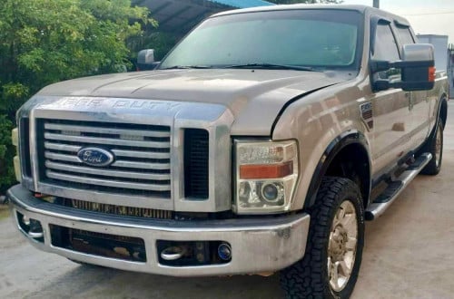 Ford F-250 ឆ្នាំ08 ឡានក្រដាសពន្ធ ម៉ាស៊ូតស៊ីន កាពីតាស់ អត់បុកប៉ះ ឡានស្អាត មានពន្ធ លក់ធូៗ 13500 $ ចរចា