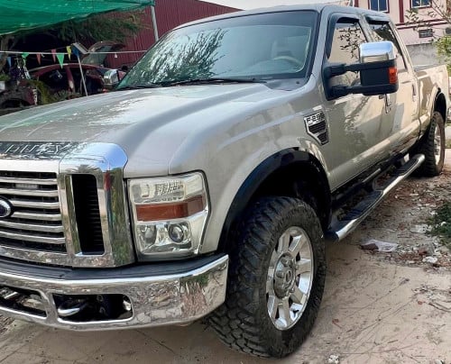 Ford F-250 ឆ្នាំ08 ឡានក្រដាសពន្ធ ម៉ាស៊ូតស៊ីន កាពីតាស់ អត់បុកប៉ះ ឡានស្អាត មានពន្ធ លក់ធូៗ 13500 $ ចរចា