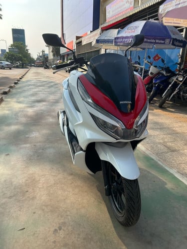 Honda PCX 2019yរំលស់ក៏បាន  ប្រាក់ចូលរួម0%