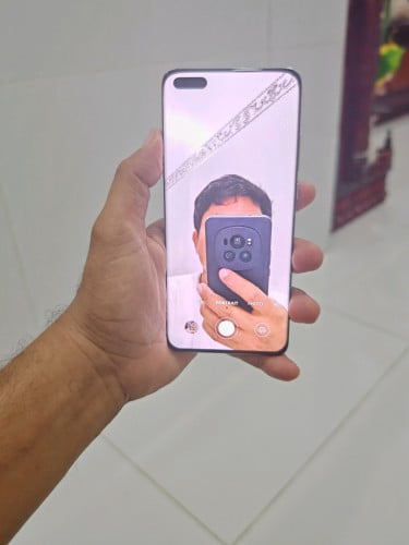 Huawei P40 Pro 8g/256g_Global(វៃដូរបាន)👉$215