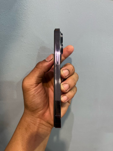 iPhone 14pro អត់ជាប់ ធ្លាប់ដូរអេក្រង់ មានស្កេន ដូរថ្ម100% កាំមេរ៉ាច្បាស់ មុខក្រោយ(081314812)