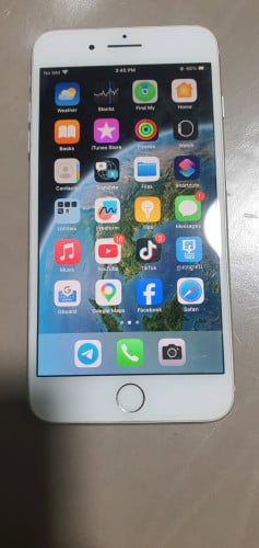 iPhone 8 plus 64G អត់ជាប់អ្វីទាំងអស់សំណុំ
