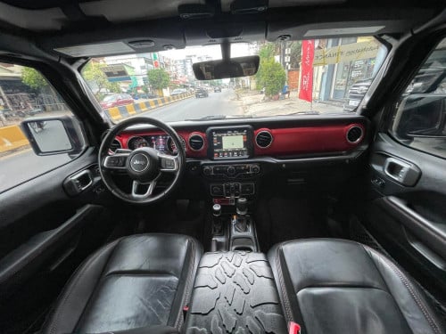 Jeep Rubicon ឆ្នាំ2019 ក្រដាសពន្ធ ធានាឡានស្អាត ទឹកថ្នាំហ្ស៊ីន1ជុំ