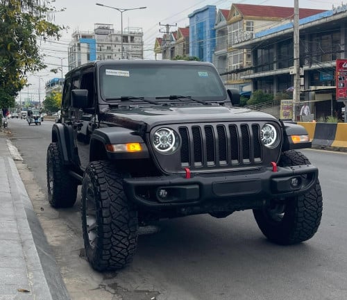 Jeep Rubicon ឆ្នាំ2019 ក្រដាសពន្ធ ធានាឡានស្អាត ទឹកថ្នាំហ្ស៊ីន1ជុំ