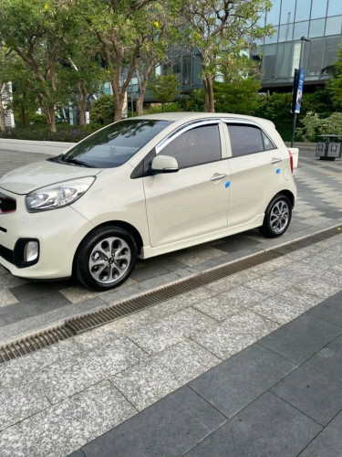 Kia morning ឆ្នាំ2012 full option sport ប្រើសោរ