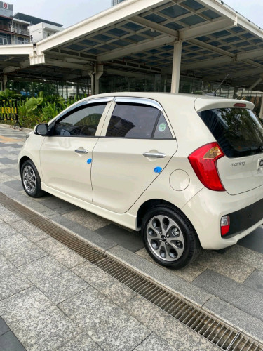 Kia morning ឆ្នាំ2012 full option sport ប្រើសោរ