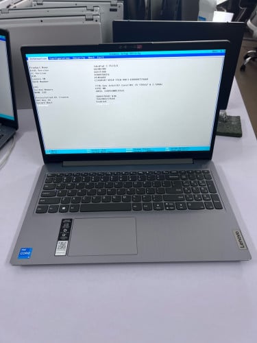 Lenovo Ideapad slim 3