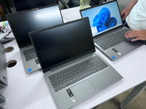 Lenovo Ideapad slim 3