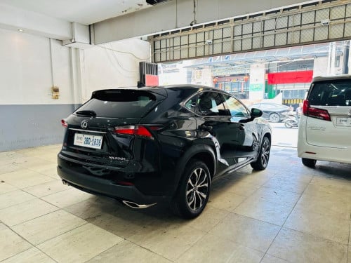 Lexus NX 200T 015 F Sports
