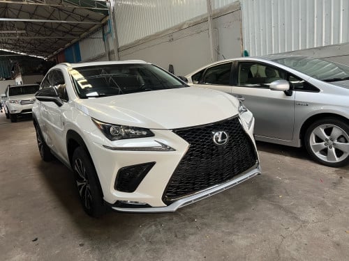 Lexus Nx 200t  F sport គុជ៣