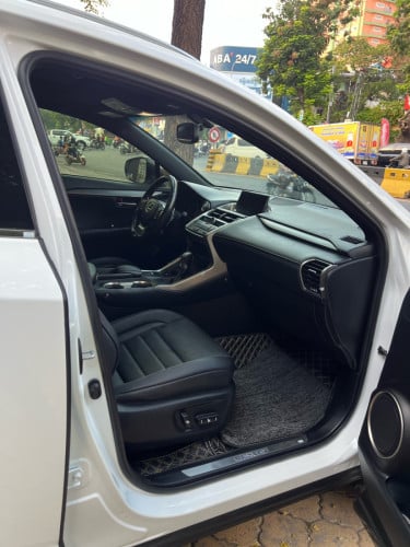 Lexus Nx 200t  F sport គុជ៣