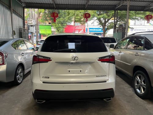 Lexus Nx 200t  F sport គុជ៣