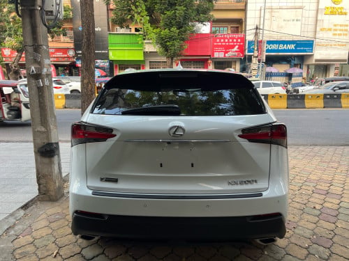 Lexus Nx 200t  F sport គុជ៣